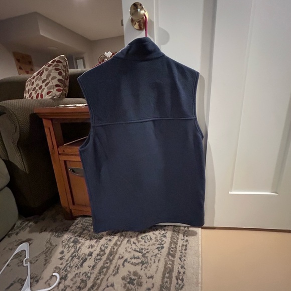 Vest - Picture 3 of 3